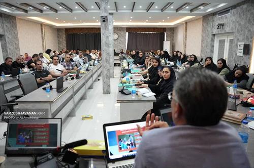 گزارش تصویری دوره مدیریت اماکن آبی و استخرهای شنا و بازآموزی مدیریت اماکن آبی و استخرهای شنای استان خراسان رضوی -جمعه 19 اردیبهشت 1404 باهمکاری هیات ورزشهای آبی استان